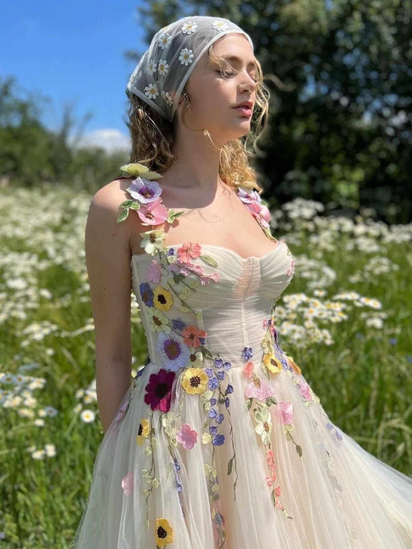 How to Style a Floral Maxi Dress for Summer (Without Feeling Overdone)