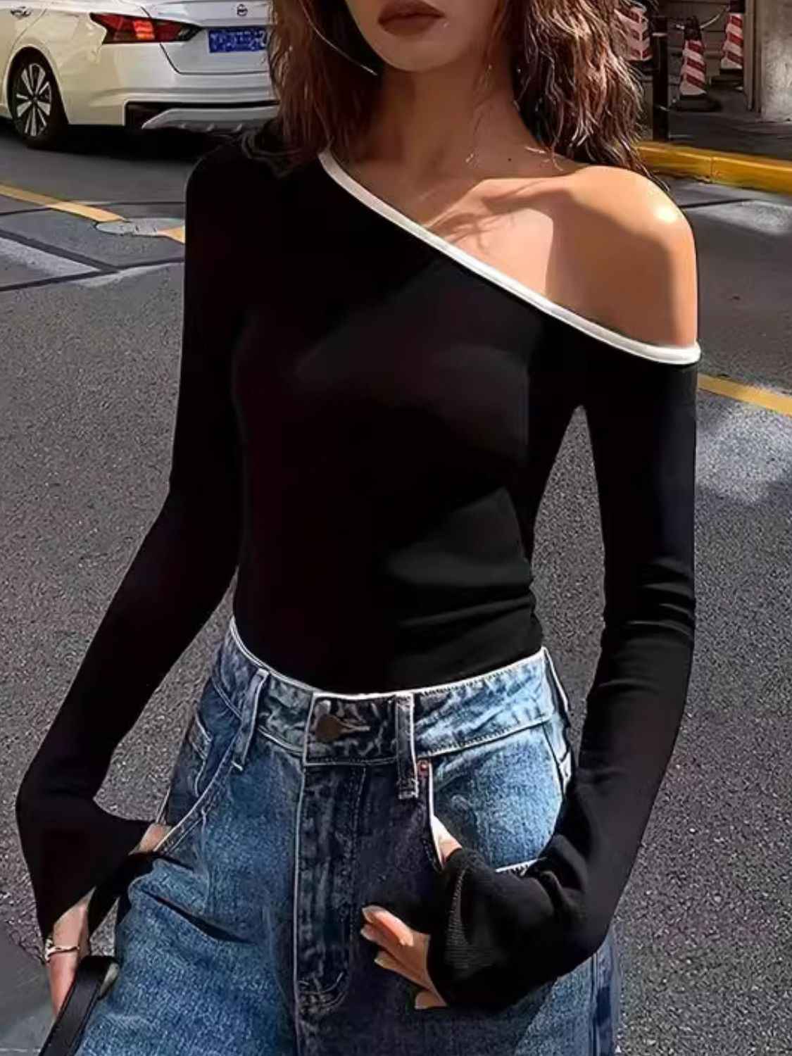 Contrast Trim One Shoulder Top