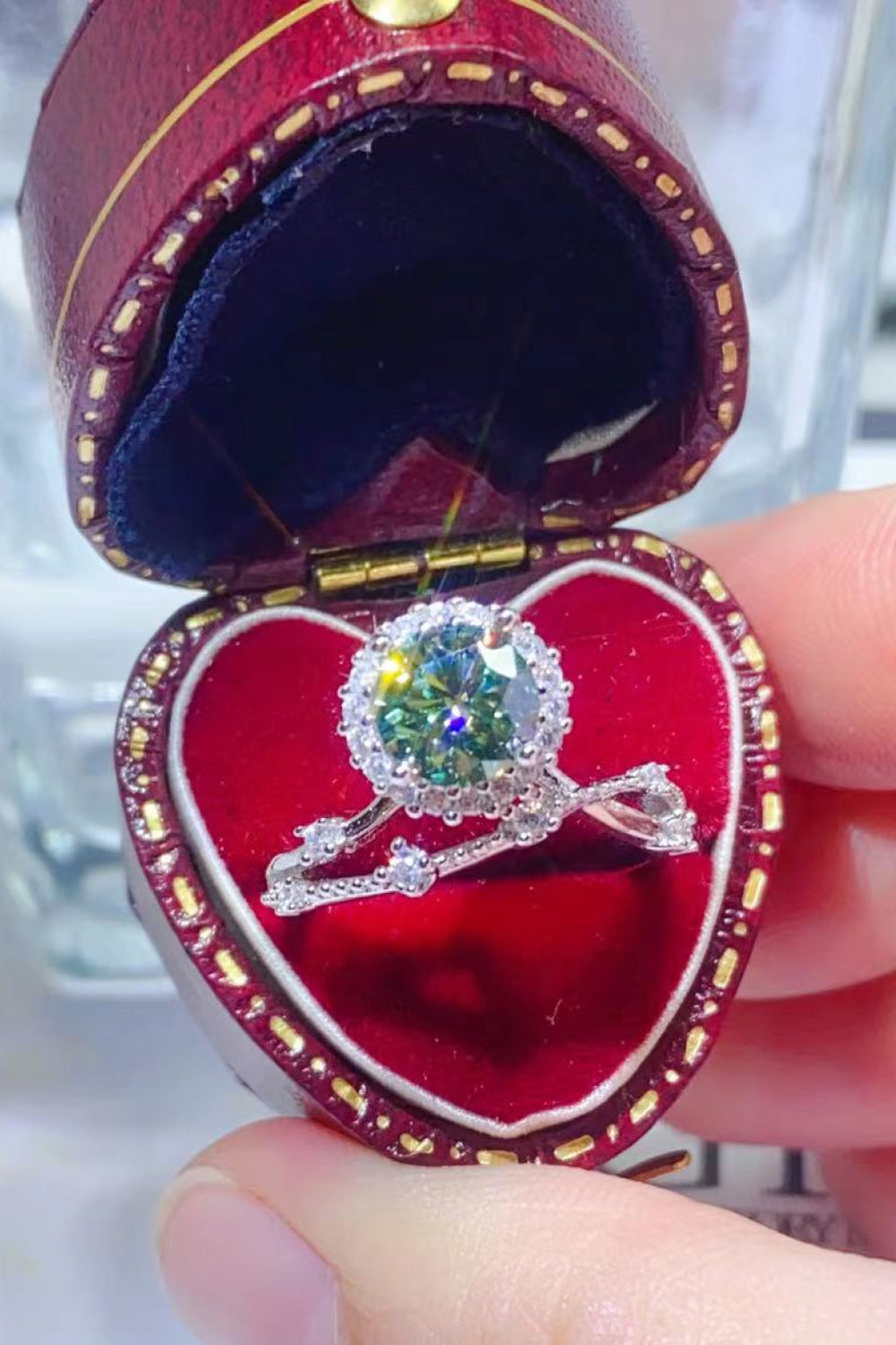 1 Carat Moissanite Platinum-Plated Ring - HOORR