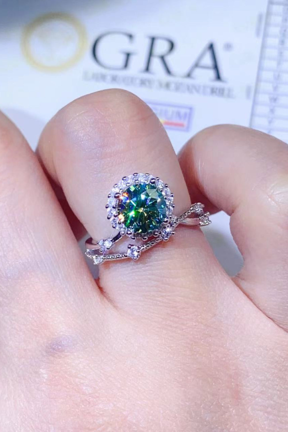 1 Carat Moissanite Platinum-Plated Ring - HOORR