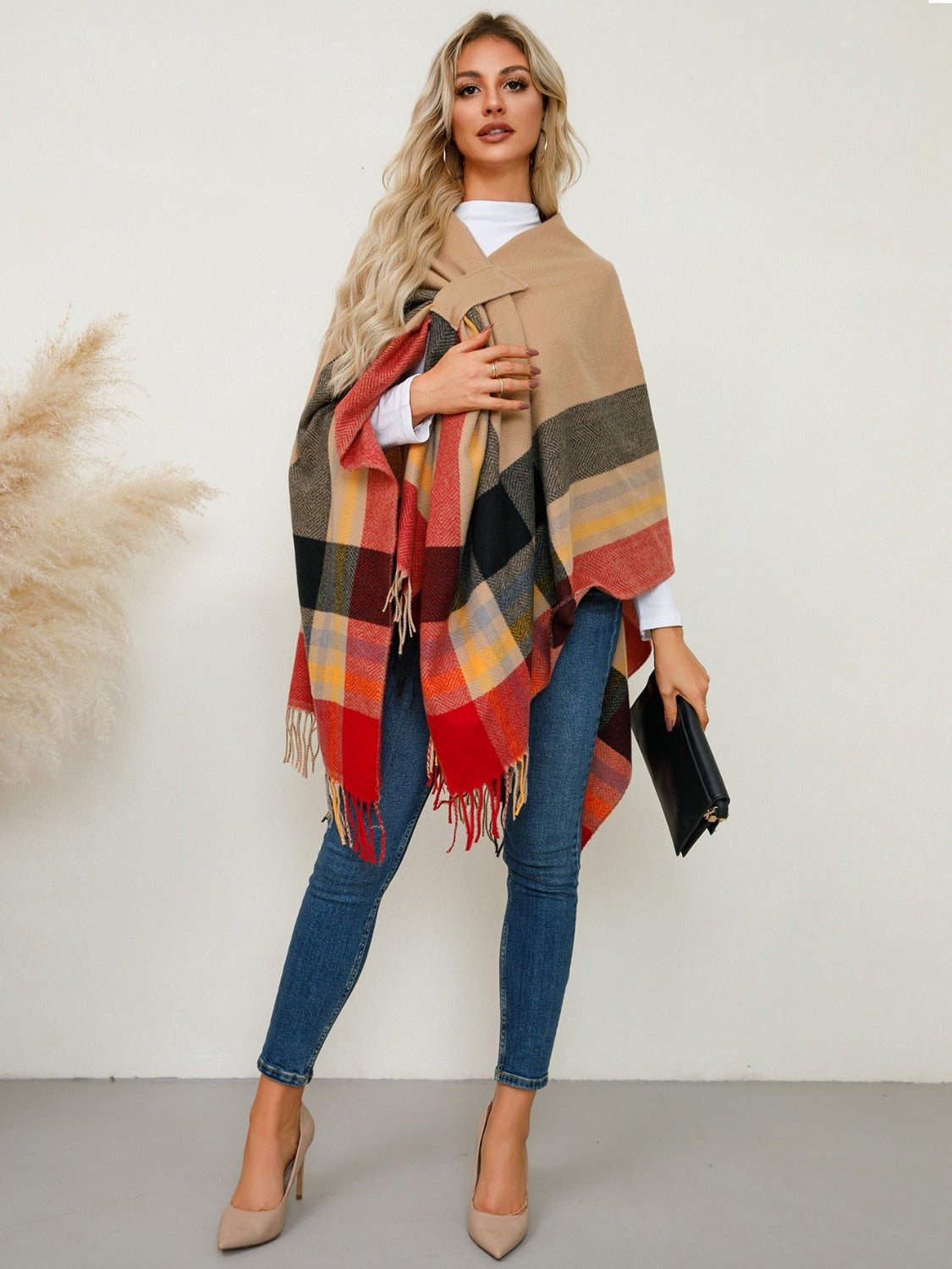 Fringe Contrast Plaid Poncho - HOORR