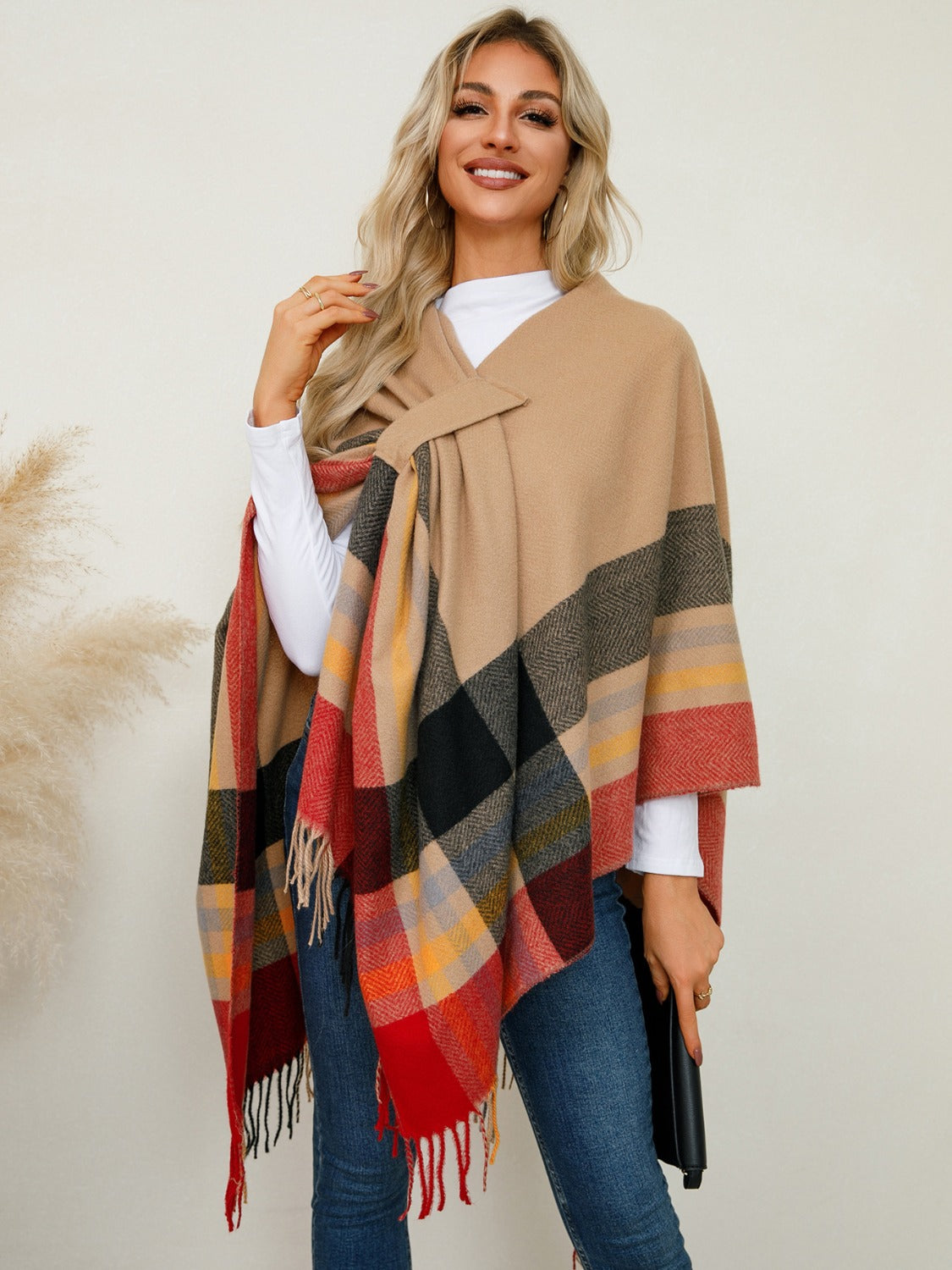 Fringe Contrast Plaid Poncho - HOORR