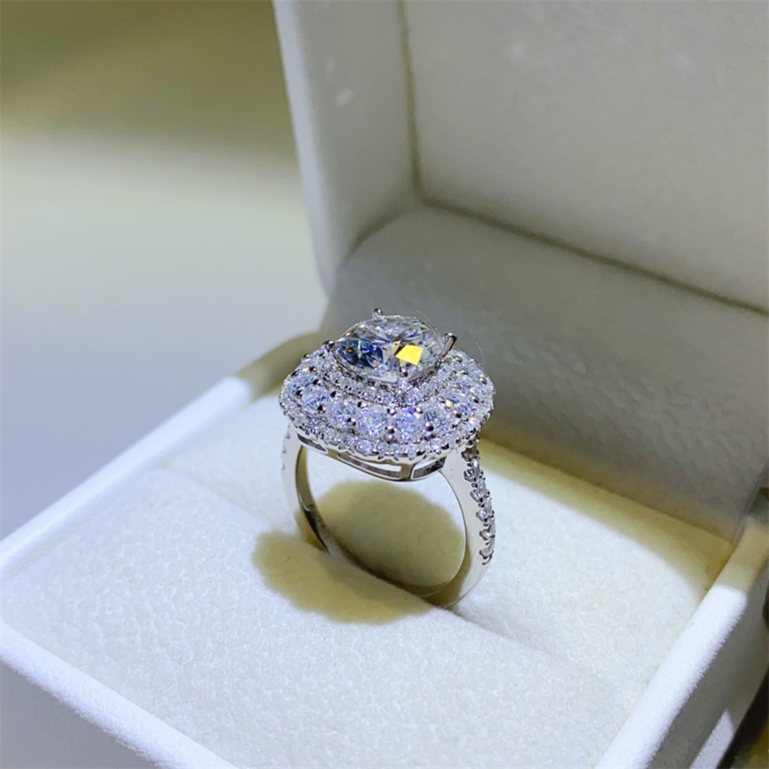 2 Carat Moissanite 925 Sterling Silver Ring - HOORR