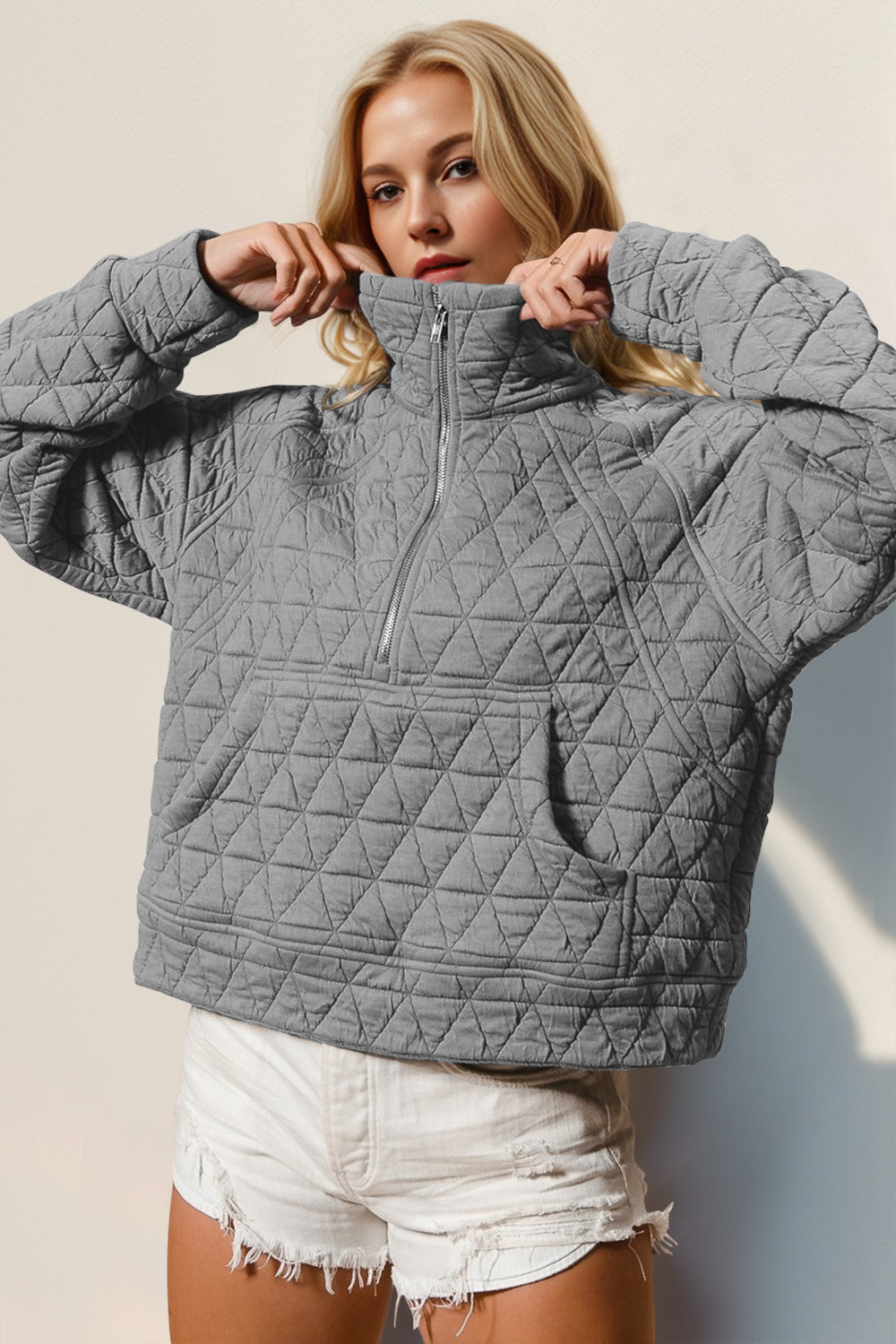 Quilted Sweatshirt with Pocket - HOORR