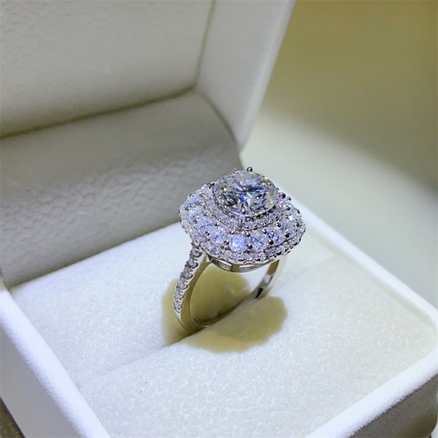 2 Carat Moissanite 925 Sterling Silver Ring - HOORR