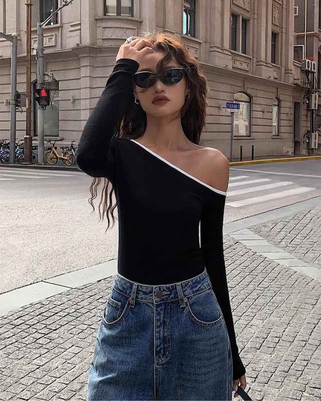 Contrast Trim One Shoulder Top